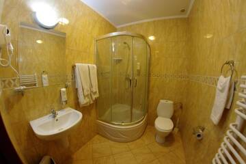 Фото номера Двухместный номер с 1 кроватью Отель Spa Hotel Gloria г. Пшемысль 2