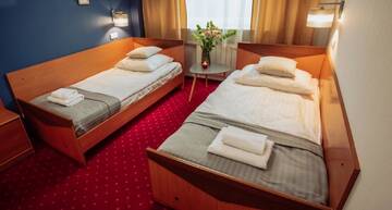 Фото номера Двухместный номер с 2 отдельными кроватями Отель Hotel Albatros г. Пшемысль 2