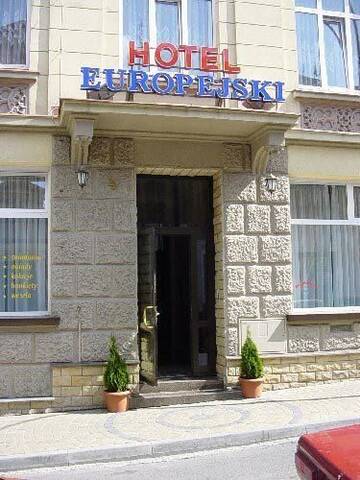 Фотографии Отель Hotel Europejski г. Пшемысль (Польша) №1 Фото Отель Hotel Europejski г. Пшемысль 1