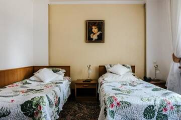 Фото номера Двухместный номер с 1 кроватью или 2 отдельными кроватями Отель Hotel Marko г. Пшемысль 14
