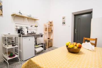 Фото номера Двухместный номер с 1 кроватью и видом на город Хостелы HOSTEL "likeHOME" г. Пшемысль 7