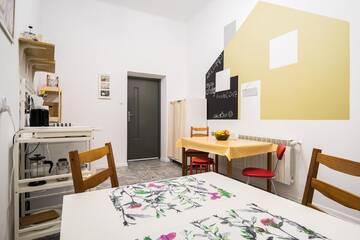 Фото номера Двухместный номер с 1 кроватью и видом на город Хостелы HOSTEL "likeHOME" г. Пшемысль 6