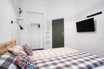 Фото номера Двухместный номер с собственным туалетом Хостелы HOSTEL "likeHOME" г. Пшемысль 17