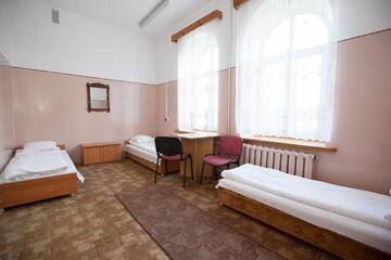 Фото номера Кровать в общем номере с 4 кроватями Хостелы Schronisko Młodzieżowe PTSM Matecznik г. Пшемысль 4