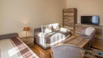 Фото номера Апартаменты - 1-й этаж Апарт-отели Apartamenty Galicja г. Пшемысль 2